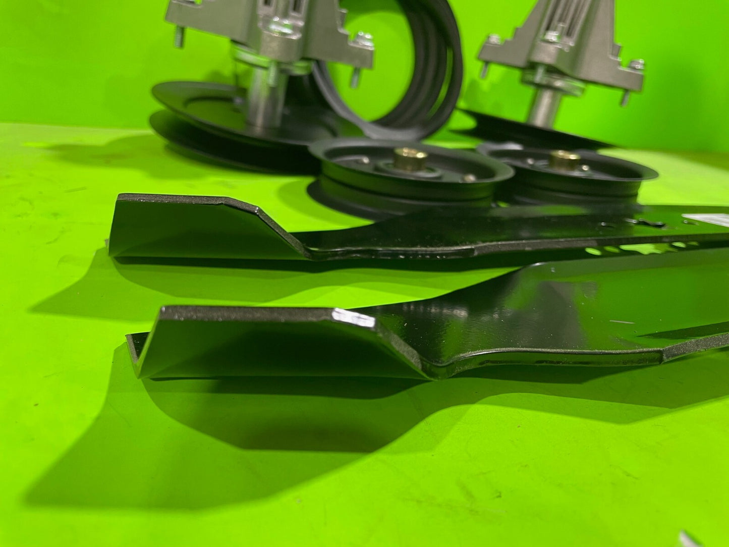 M175 42  Murray 42" Lawn Tractor  Deck Rebuild Kit Spindles Blades5