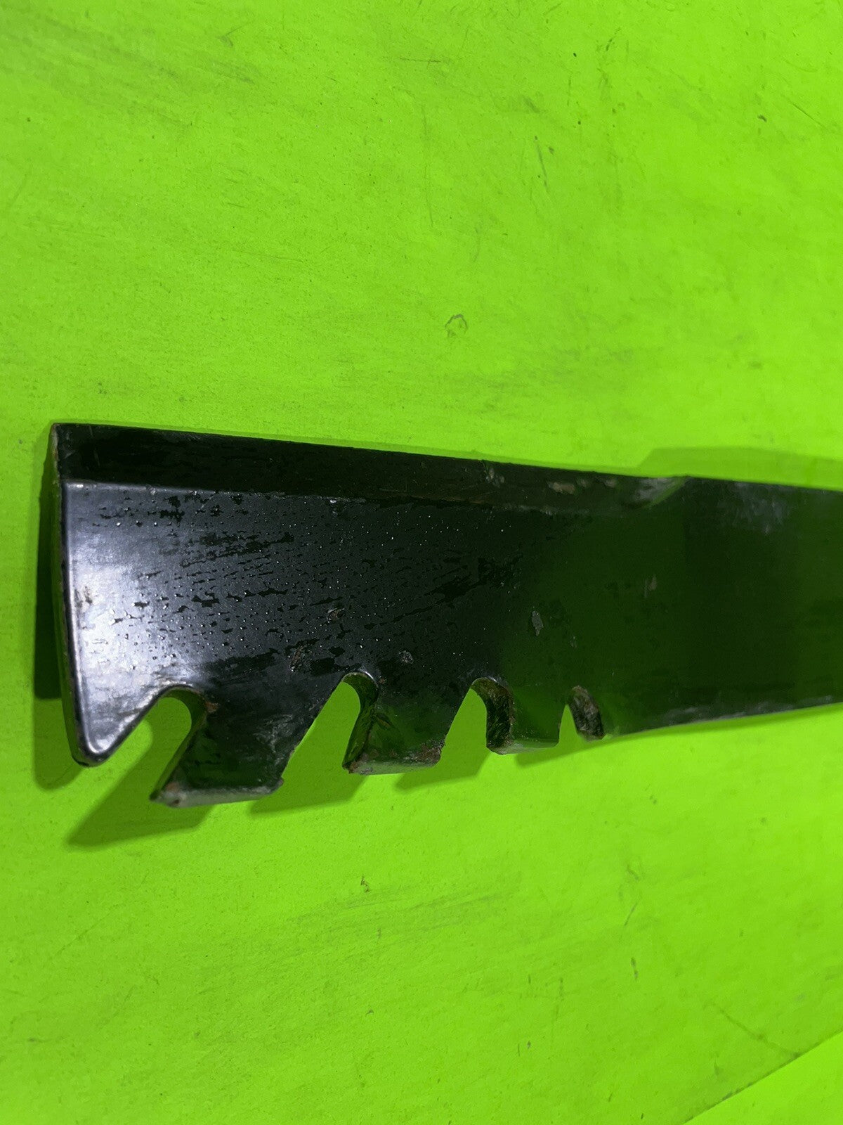 Genuine OEM Husqvarna 593077902 Gator Blade For 54 In Cut3