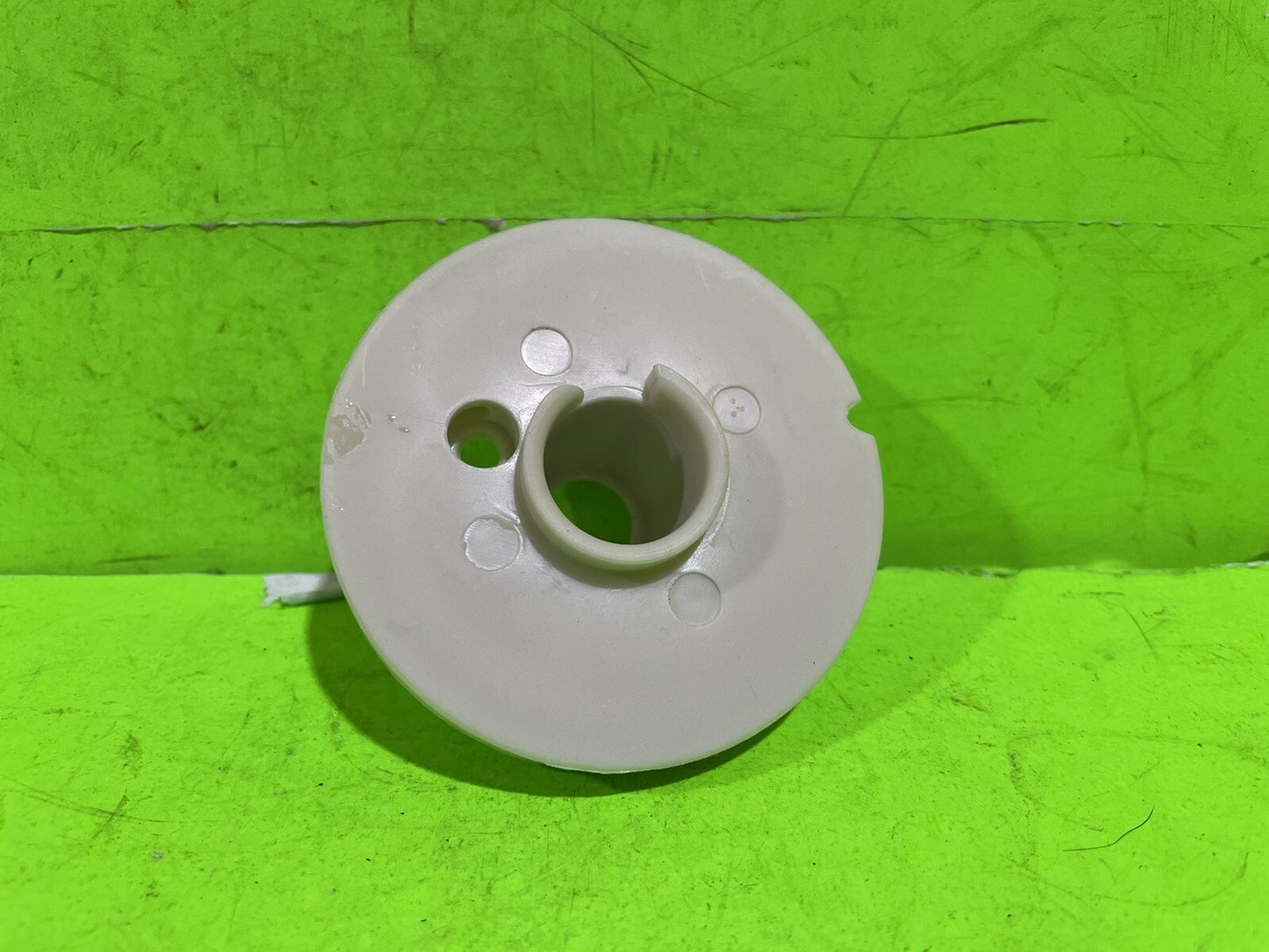 Genuine OEM Husqvarna 530069486 Starter Pulley Craftsman Jonsered Poulan2