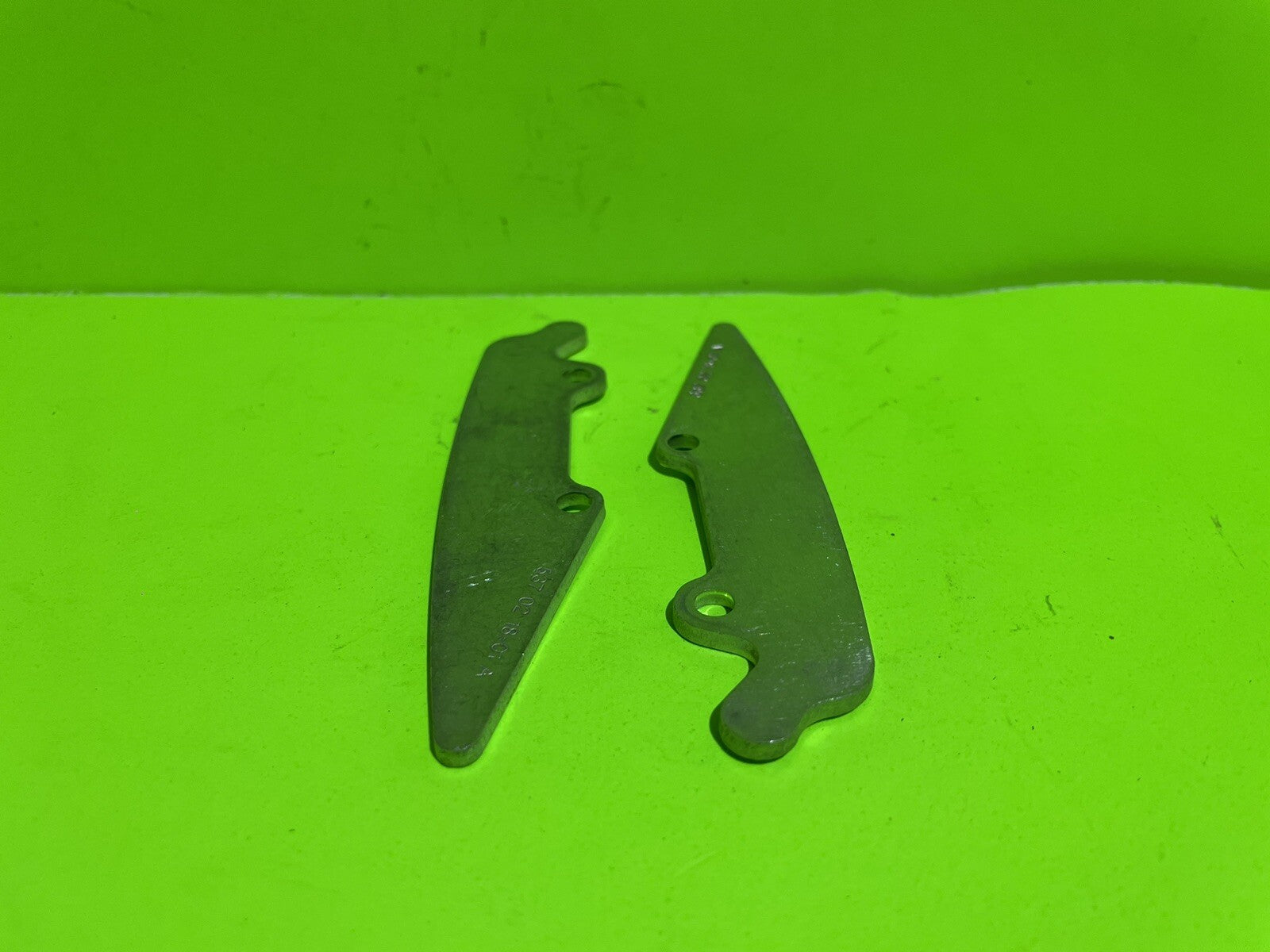 2 Pk Genuine OEM Husqvarna 537021801 Chainsaw Bumpers Jonsered2