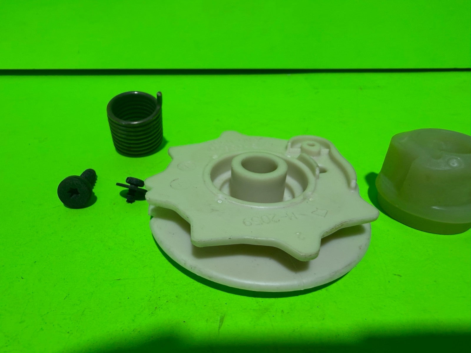 New Genuine OEM Husqvarna Craftsman 530071881 Starter Repair Kit 5300719663