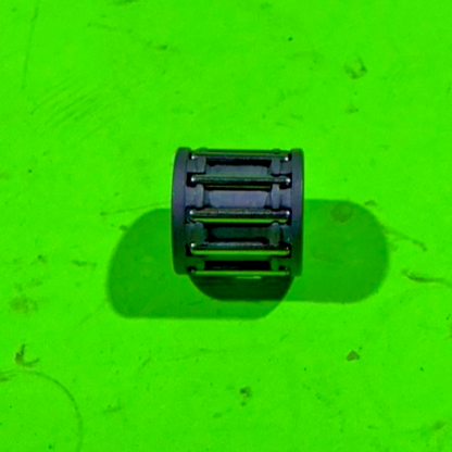 NEW Genuine OEM Husqvarna 521504701 Bearing for Clutch Drum1