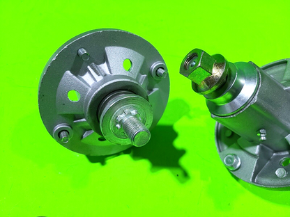 2 Spindle Assembly for John Deere D100 D110 D130 D140 D150 D160 LA100 LA1055