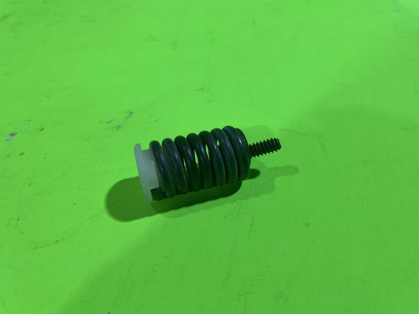 Genuine OEM Husqvarna 537210304 Vibration Absorber 570 575 Chaisaws2