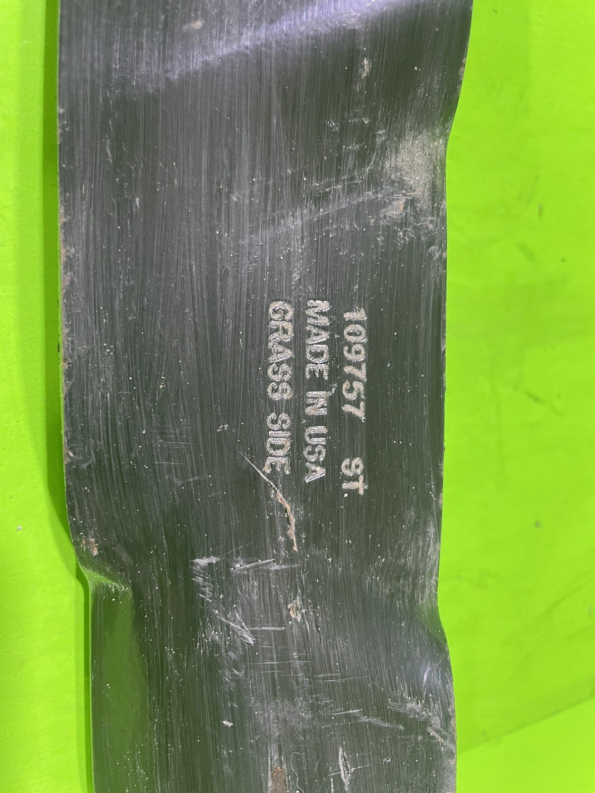 Genuine OEM Husqvarna 539109757 Mulching Blade for 52 In Cut4