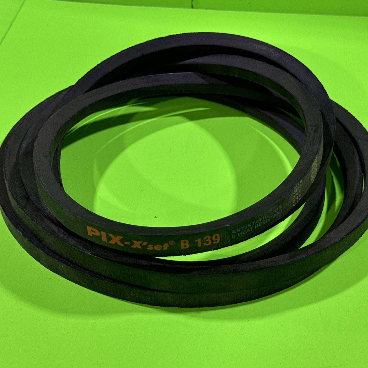 5/8" x 142" Classical V-Belt B139 5L1420 B1B1394