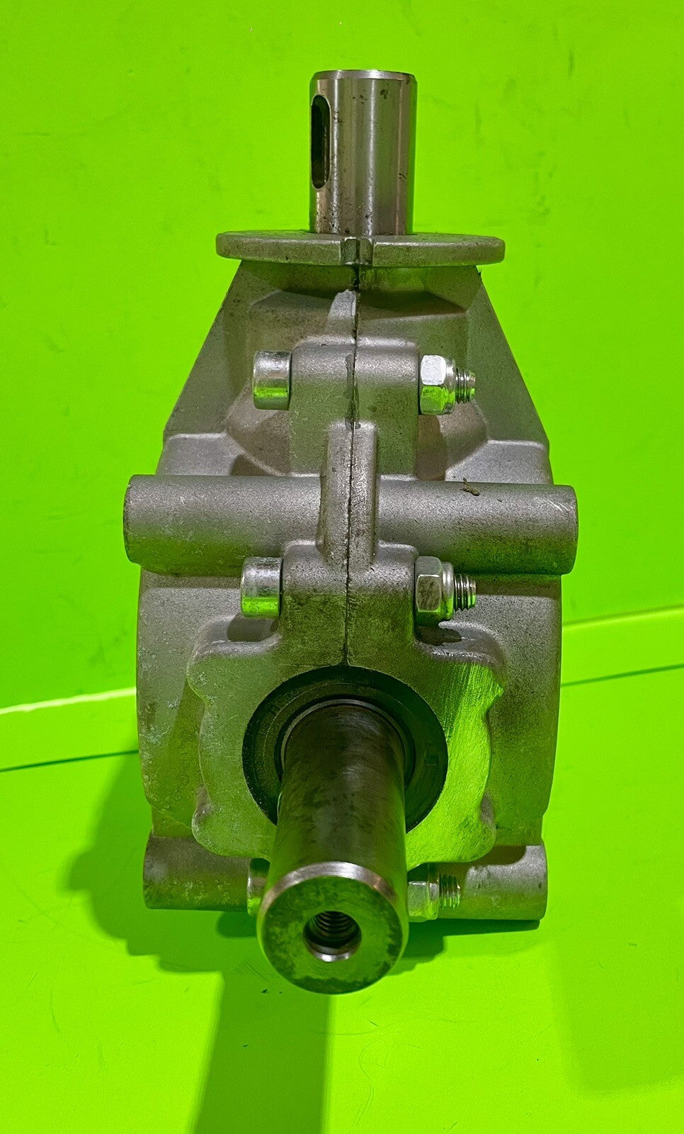 Genuine Husqvarna Gearbox 535466610 for Snowthrower and Flail Mower Attachments1