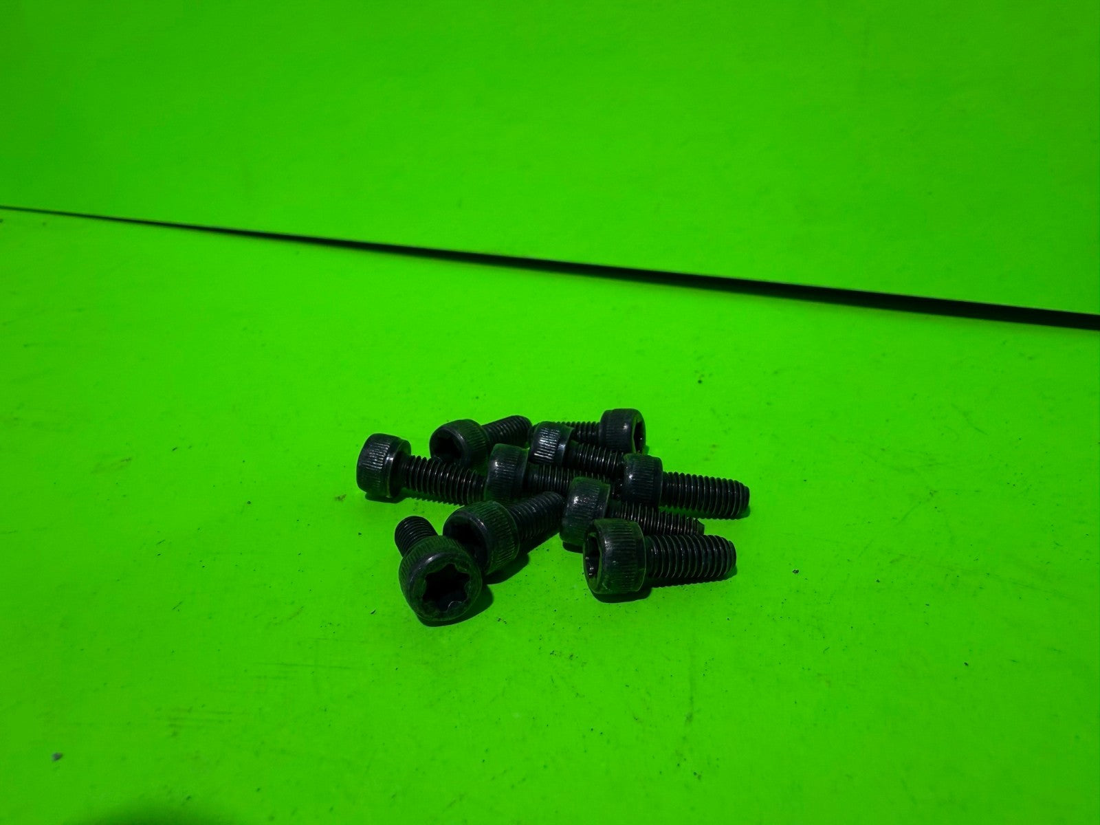 New 10pk Genuine OEM Husqvarna 521861101 Torx Bolt RedMax4