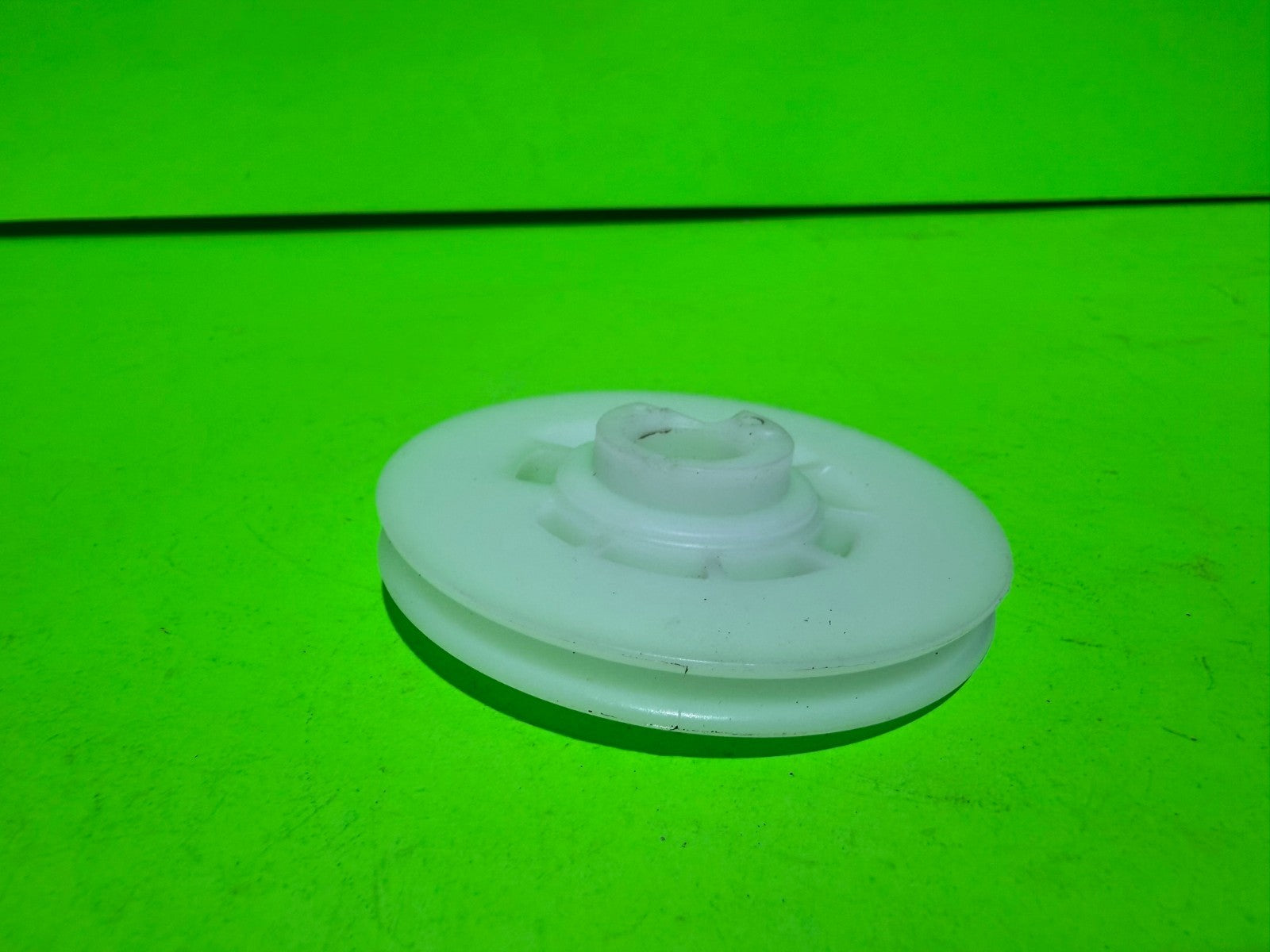 New Genuine OEM Husqvarna 578343101 Starter Pulley2