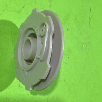 New Genuine OEM Husqvarna Starter Pulley 576744401 Poulan 5451748015