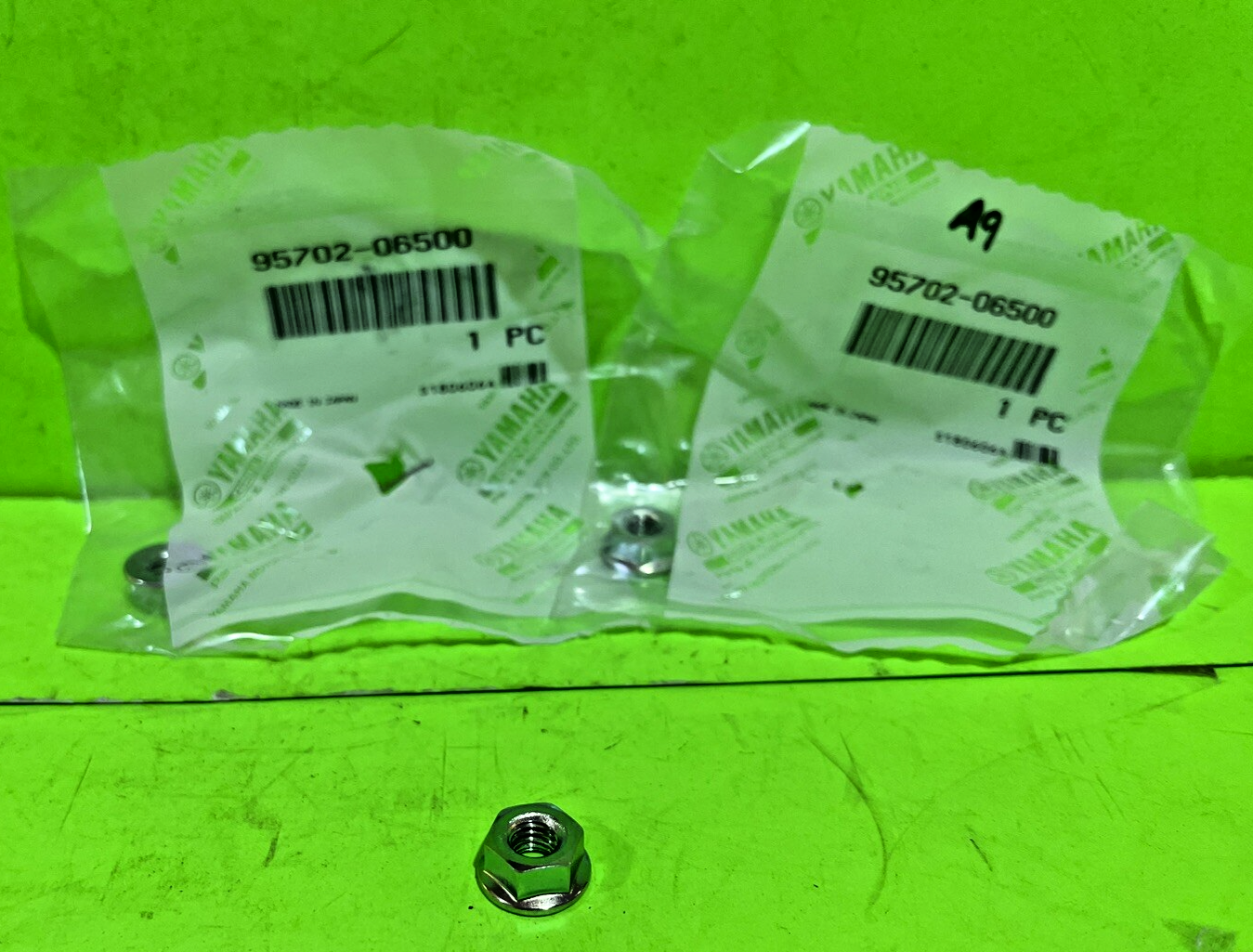 NEW 3-Pack Genuine Yamaha 95702-06500 Flange Nuts fits OEM Engines & Equipment0