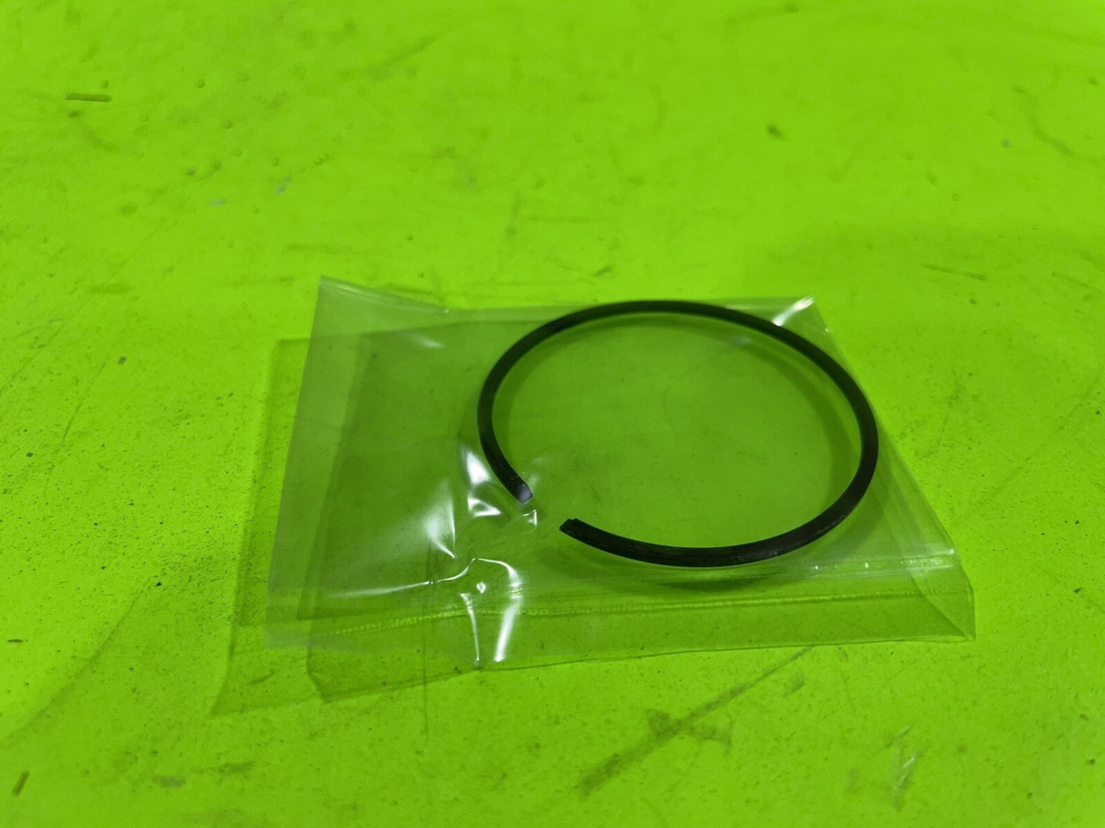 Genuine OEM Husqvarna RedMax 544259301 Piston Ring 170BF 370BTS EBZ6500 EBZ71001