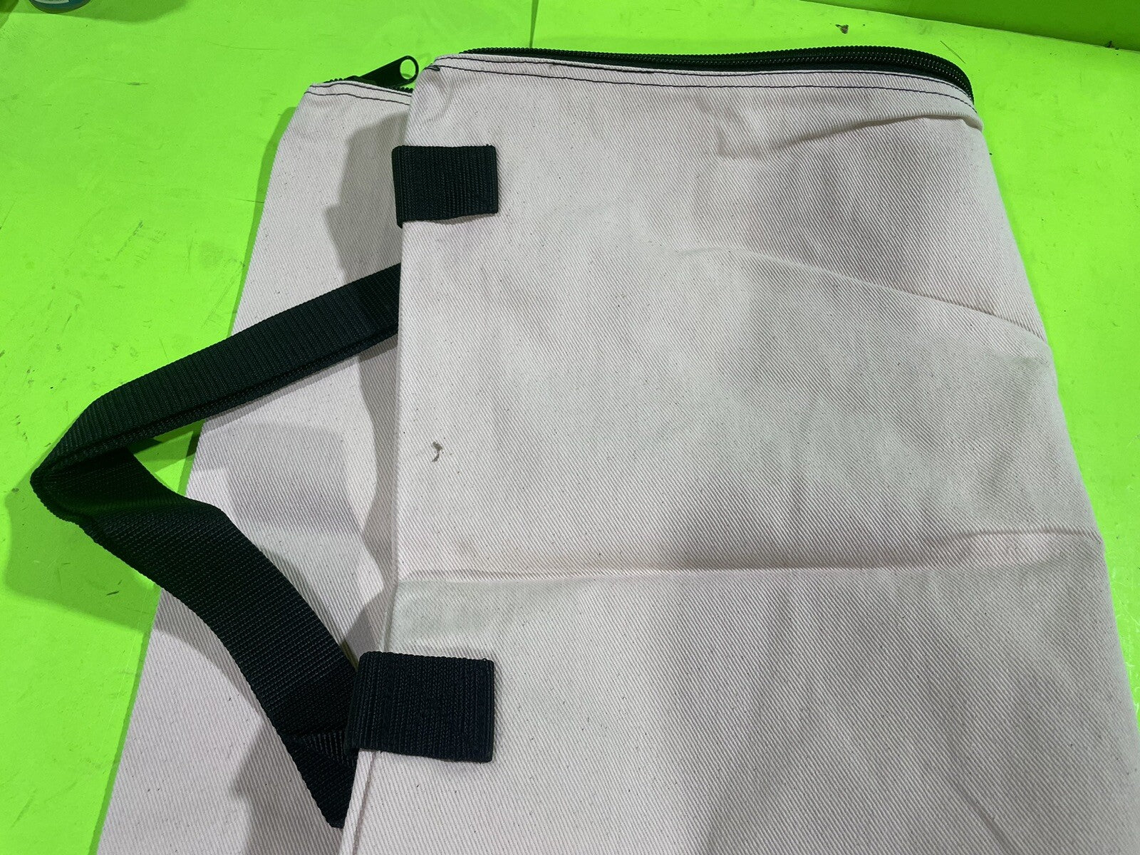 Genuine Husqvarna 521842601 Dust Bag 425BVS HBZ26014