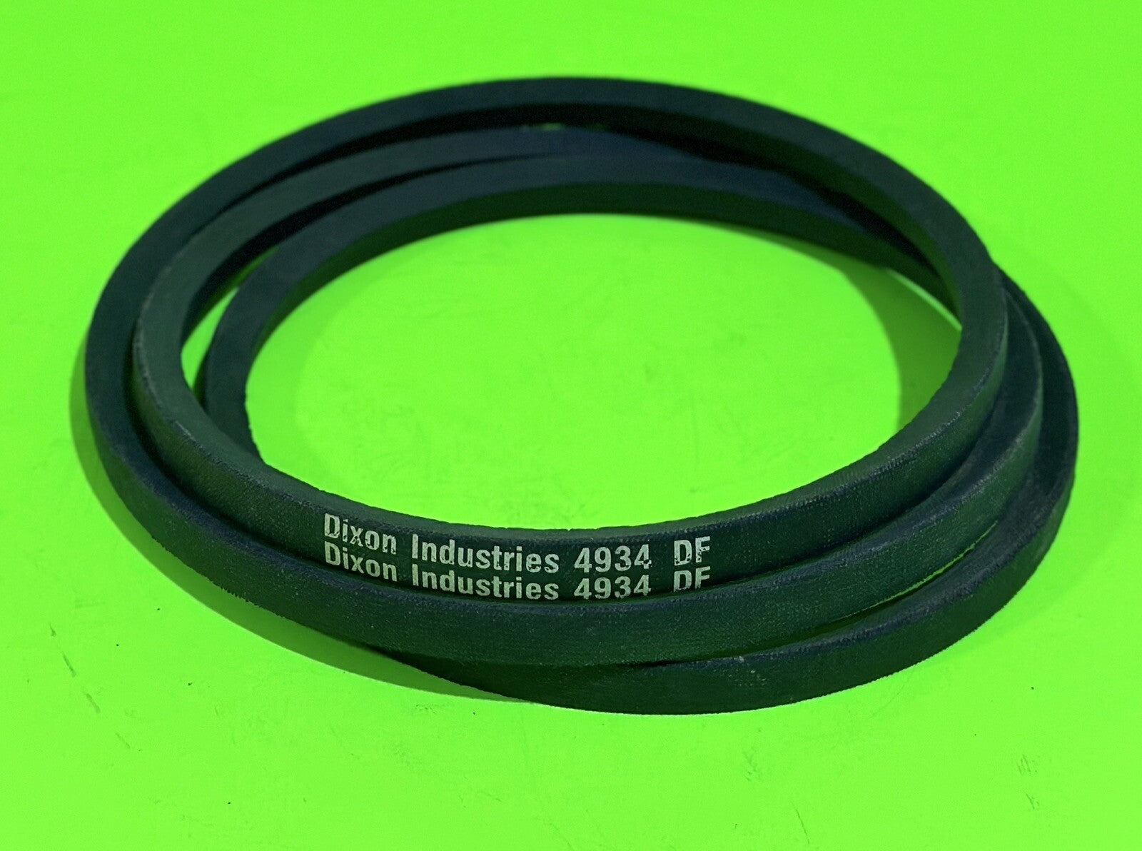 Genuine OEM Husqvarna / Dixon V-Belt 4934 / 125180 / 539125180 1/2" x 68-1/2"3