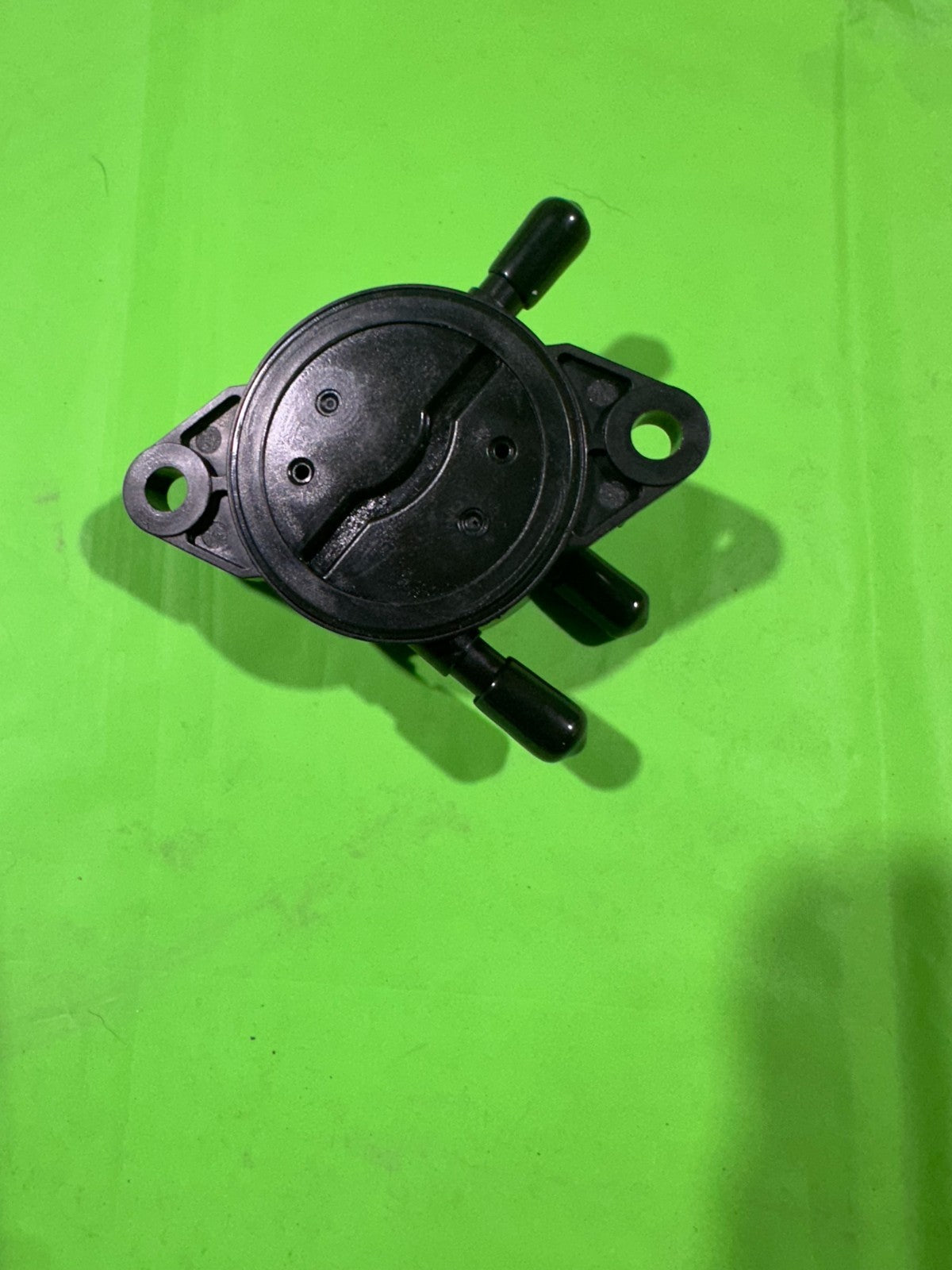 Kohler 24 393 16-S Fuel Pump for CH17-CH25 CV17-CV25 engines3