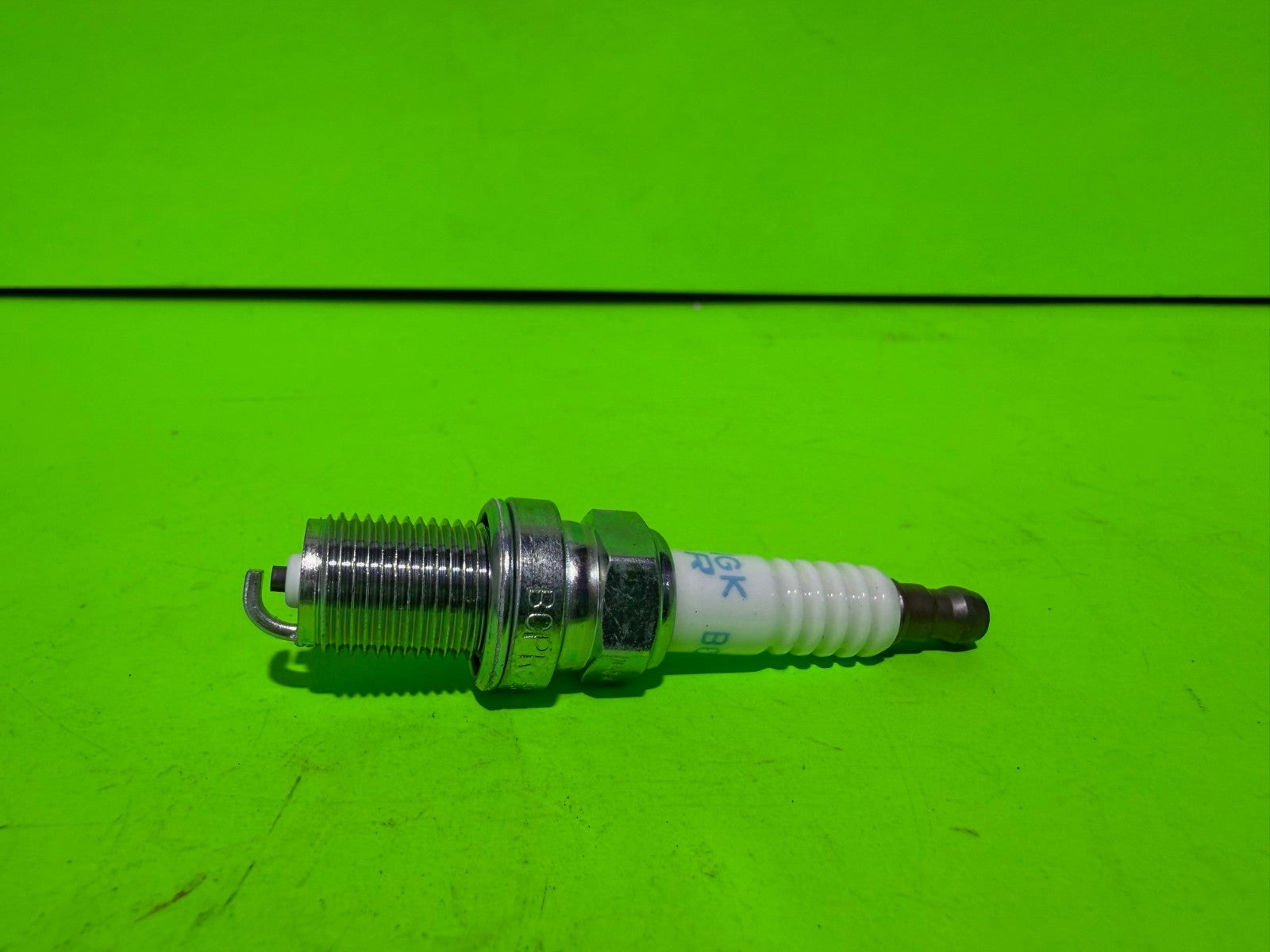 New Genuine OEM NGK BCPR5ES 531300889 Spark Plug4