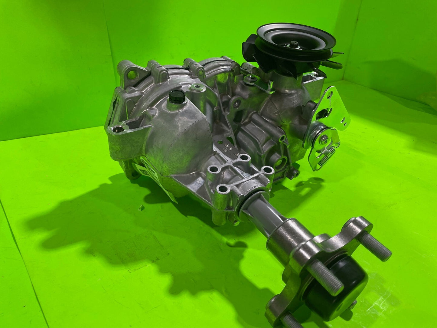Hydro Gear ZC-AUBB-8D8B-2WPX Hydrostatic Transmission ZT-2200 EZT1