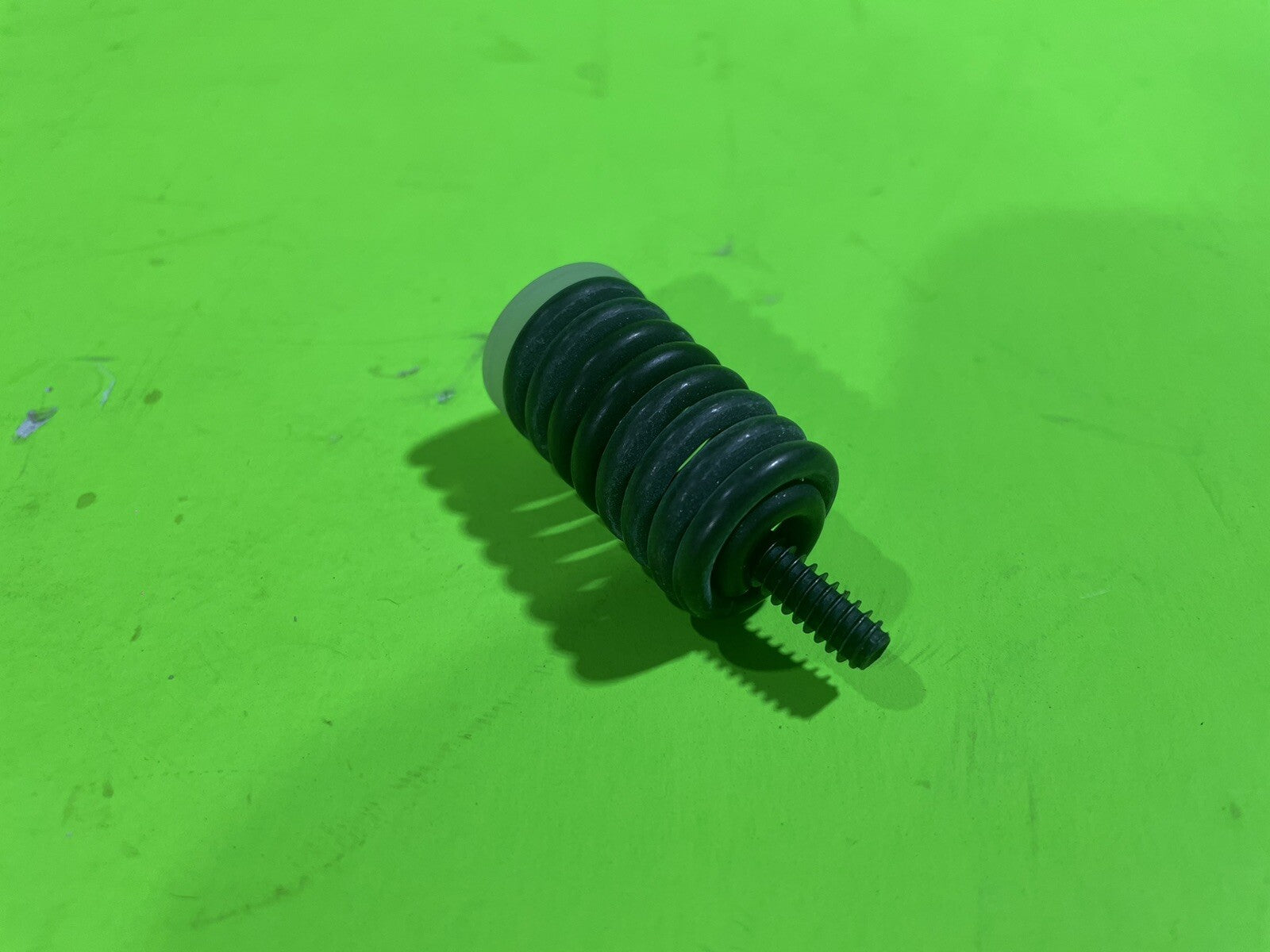 Genuine OEM Husqvarna 537210304 Vibration Absorber 570 575 Chaisaws0