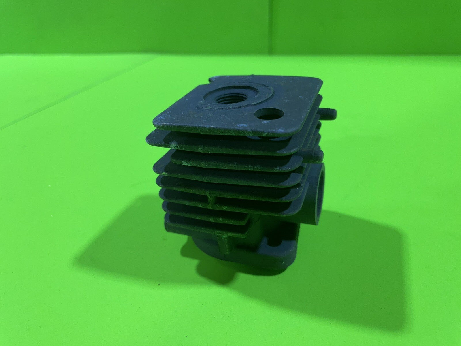 Genuine OEM Poulan 530053445 24cc Cylinder PP110 PT30005