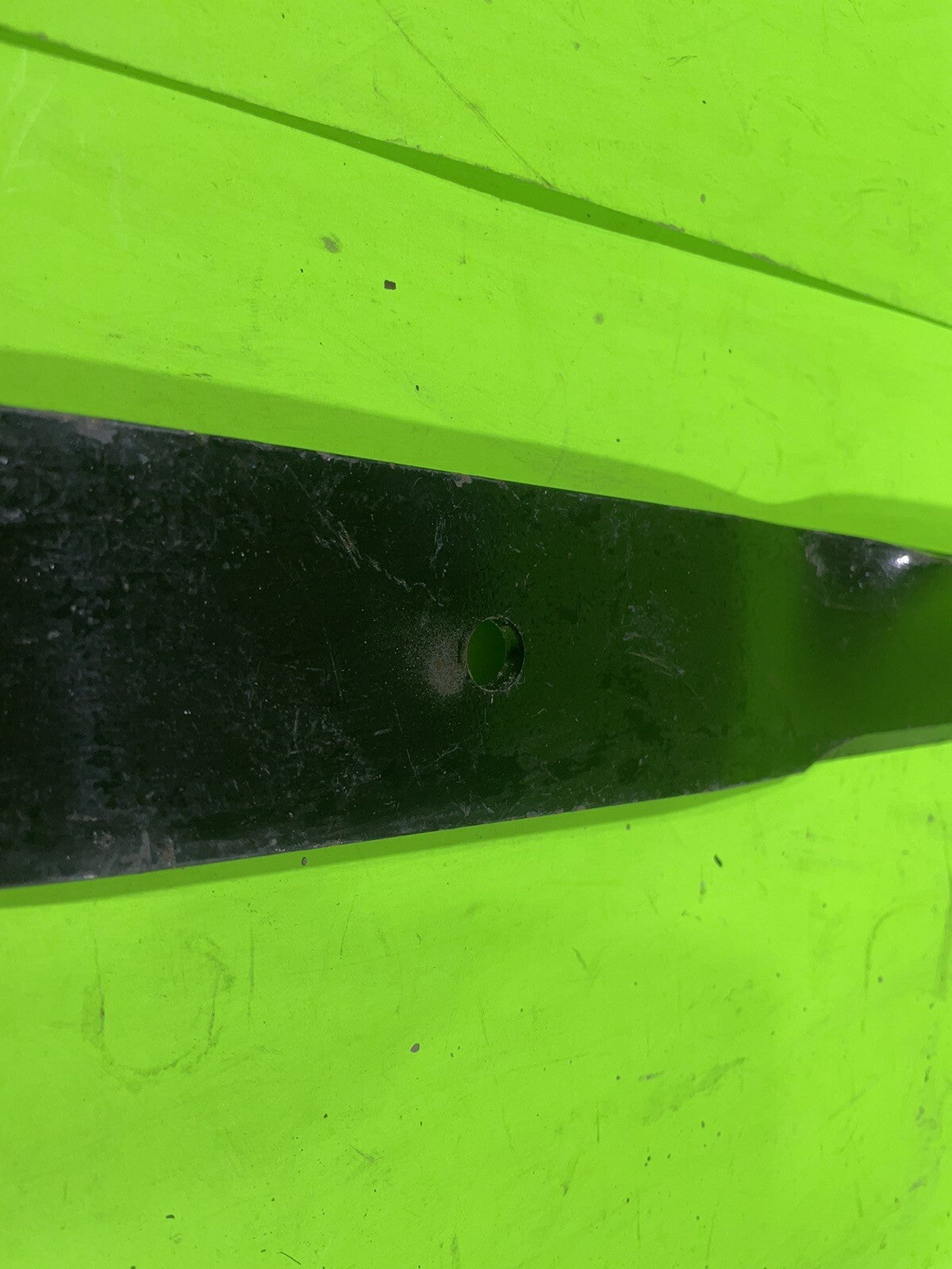 Genuine OEM Dixon 539128819 Mower Blade For 52 In Cut 616952
