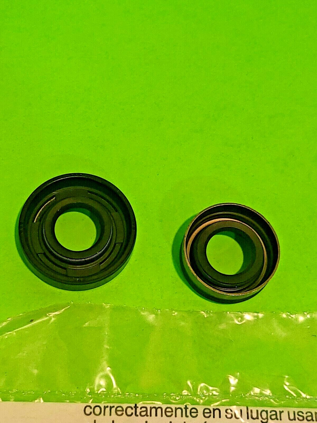 Husqvarna 530071615 Line Trimmer Engine Crankshaft Seal Kit Genuine OEM part2