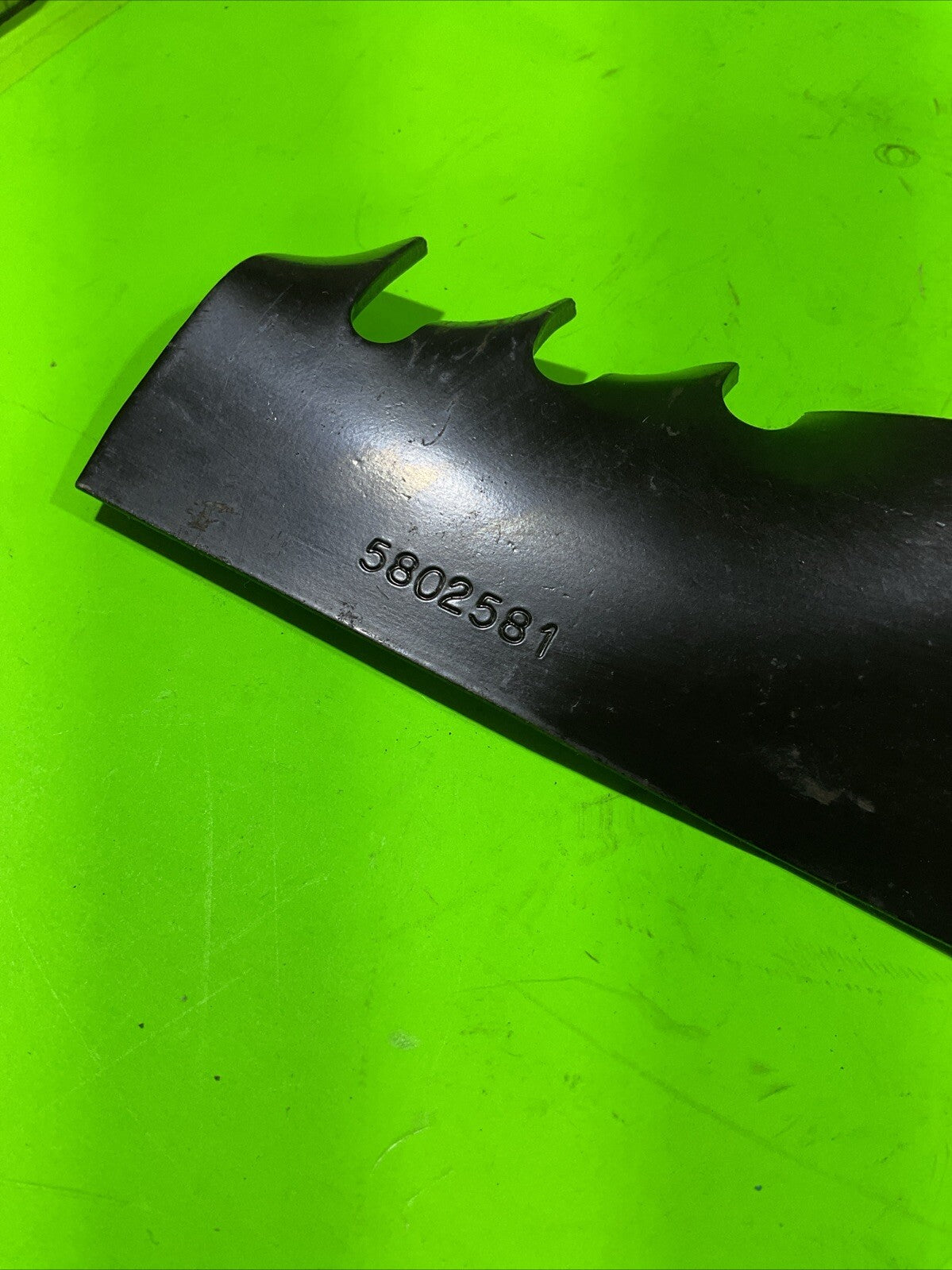 Genuine OEM Husqvarna 580258102 Mower Blade 21" 4-in-1 2 Pin 5 Star Center Hole3