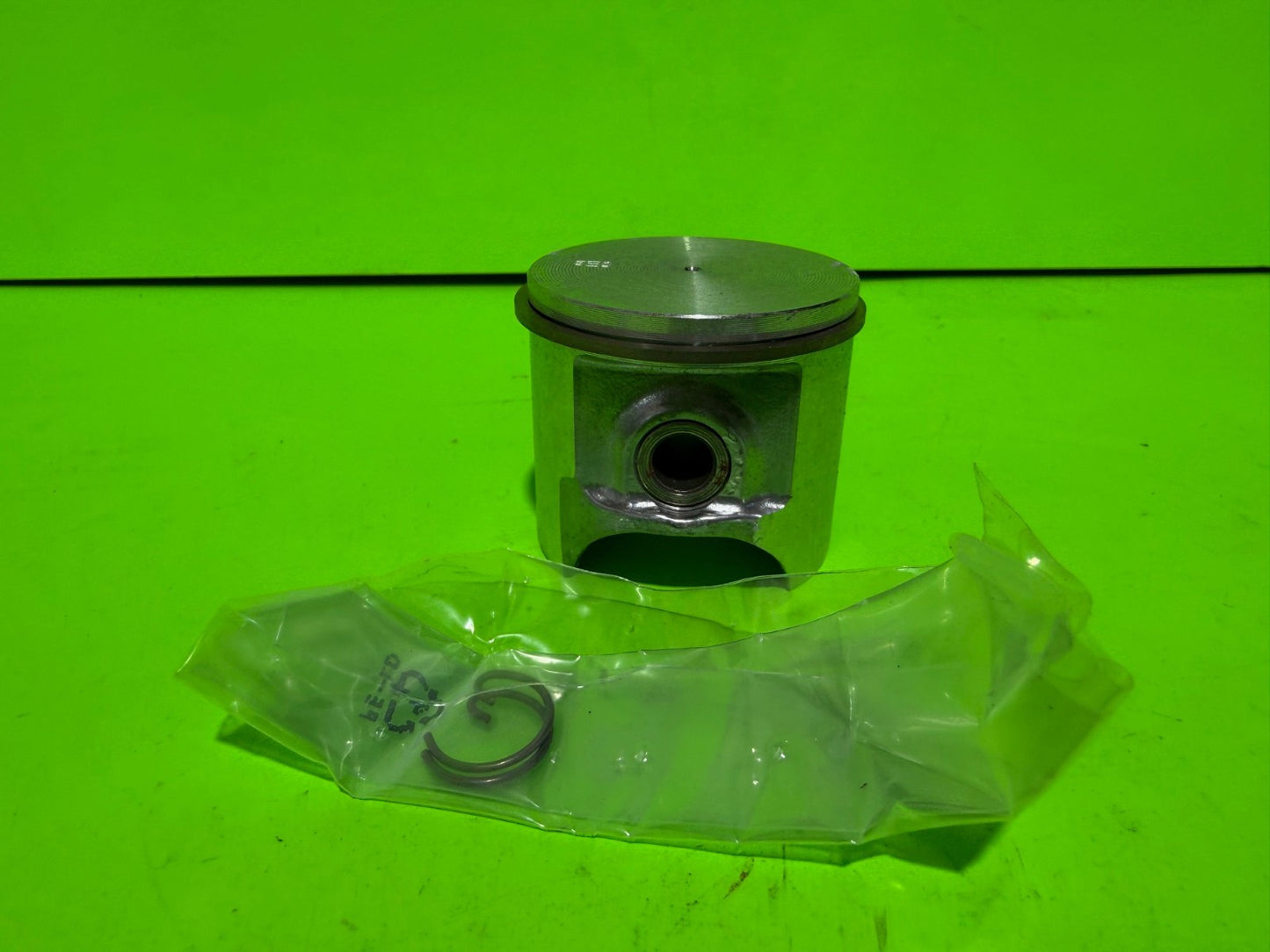 New Genuine OEM Husqvarna 503662001 Piston CPL 46MM 257 Chainsaw0