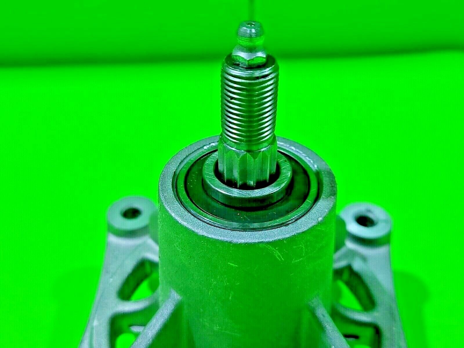 Spindle Mandrel Fits Craftsman 48" Rider Mower Deck 174356 Fits Poulan1