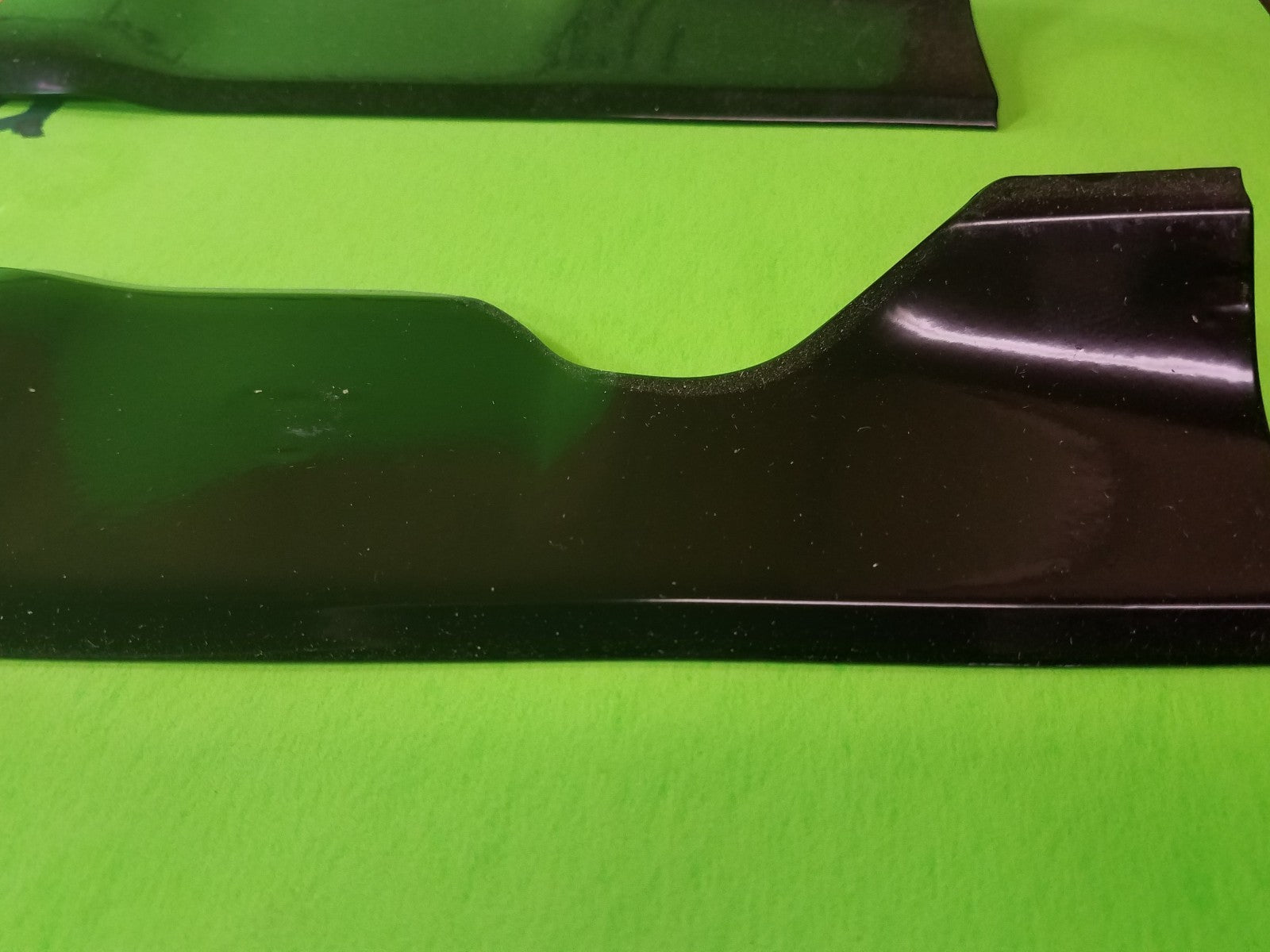 (4)- Lawn Mower Blades for 46" Deck AYP Sears Roper Craftsman Husqvarna 4053804