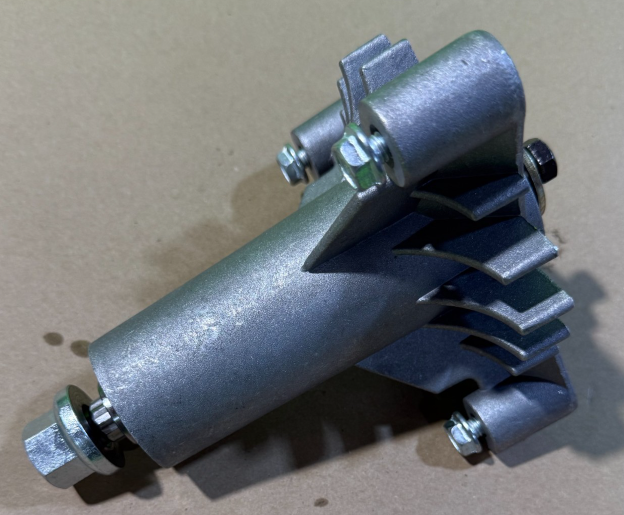 NEW Jonsered ICT13 42" Deck 3-Post Spindle 2-Pack (532130794 130794, 45007)6