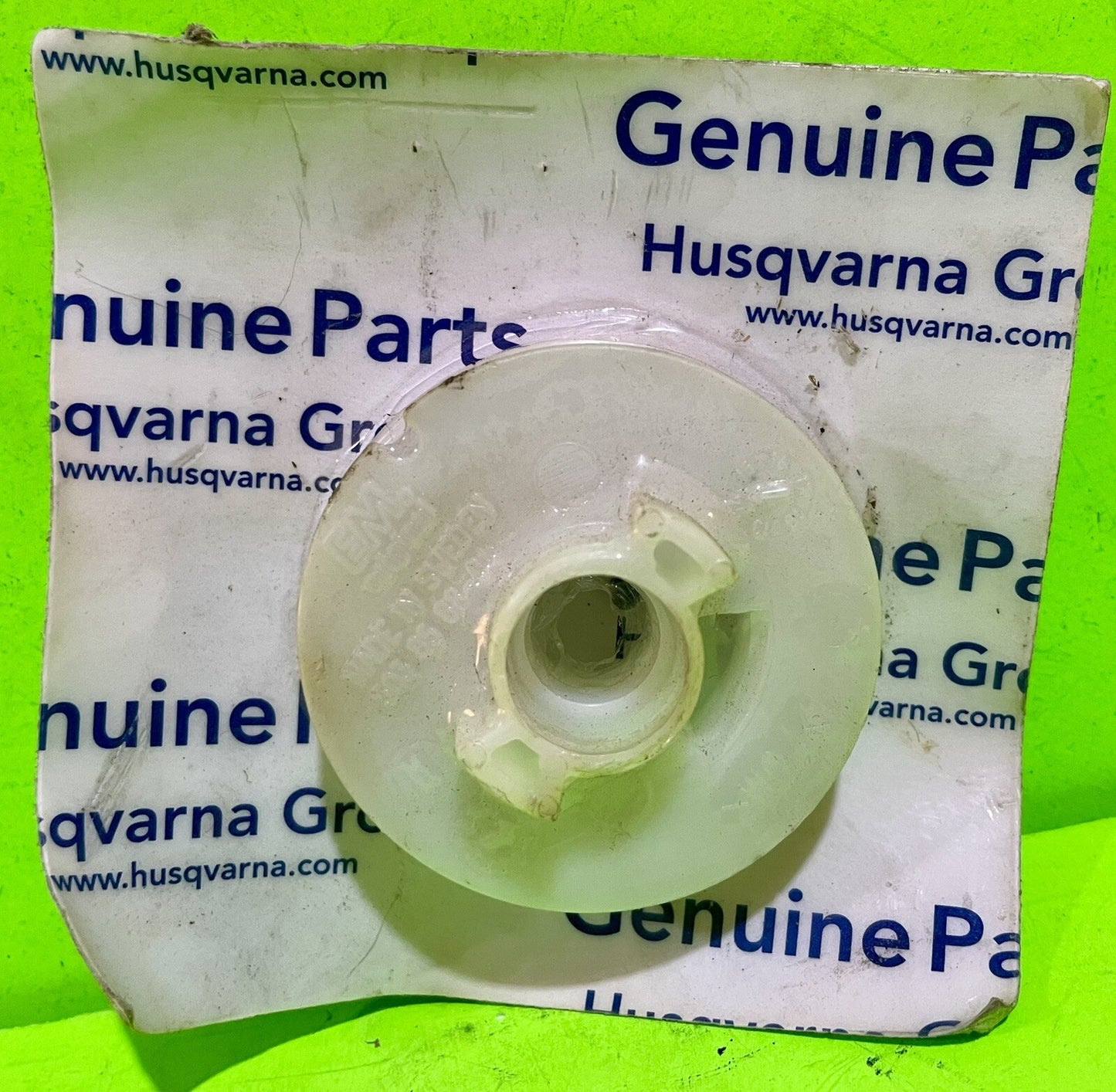 NEW Genuine Husqvarna 503964901 Starter Pulley for 322 323 325 326 Trimmers Saws0
