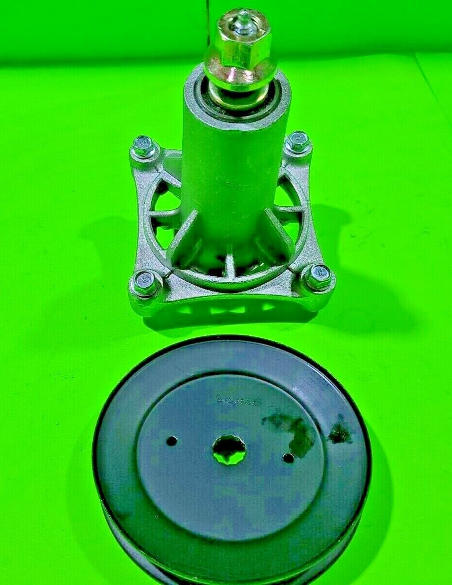 SPINDLE ASSEMBLY 187292 W/ PULLEY 153535 - 42" 48" DECK FITS HUSQVARNA 5320