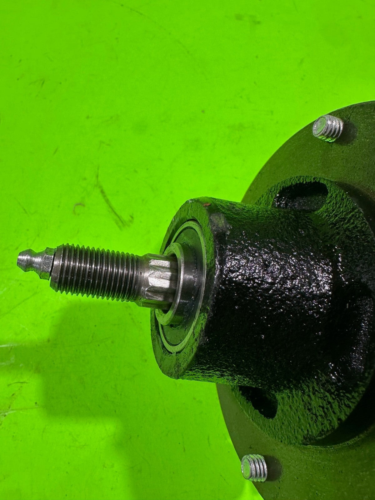 NEW Heavy Duty Spindle and Pulley for Husqvarna EZ 4824 RZ 4824F 48 Inch Deck4