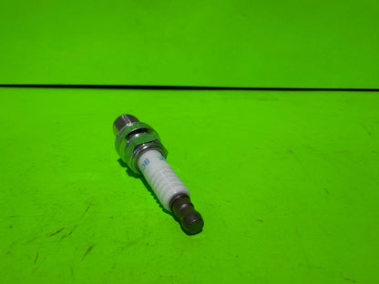 New Genuine OEM NGK BCPR5ES 531300889 Spark Plug3