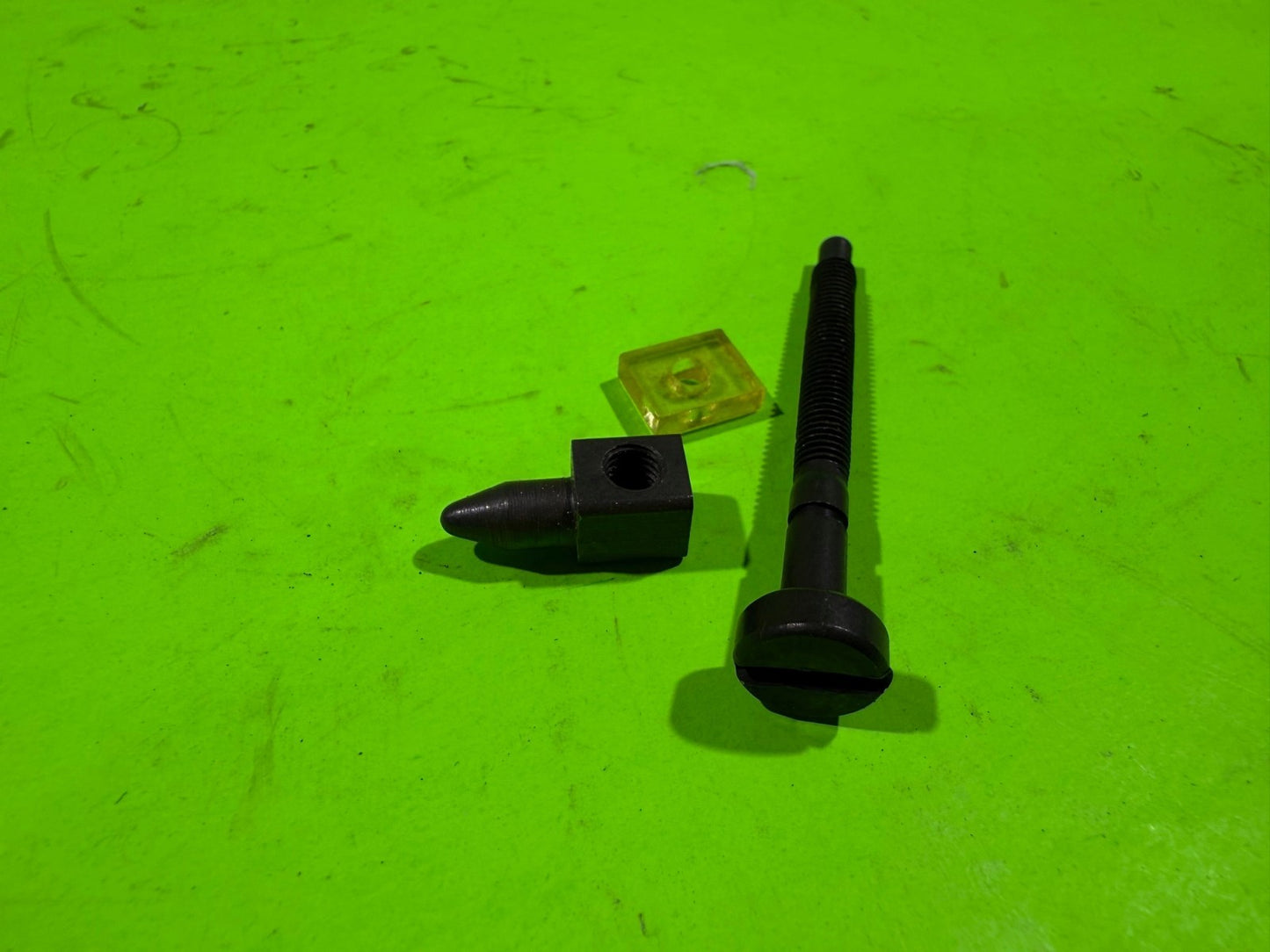 NEW Chainsaw Tensioner Adjuster 501537101 Fits Husqvarna  61, 66, 162, 181, 2662