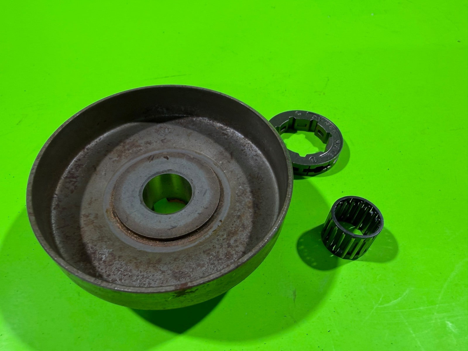 Genuine OEM Husqvarna 503625903 Clutch Drum 281 288 394 395 Chainsaws5