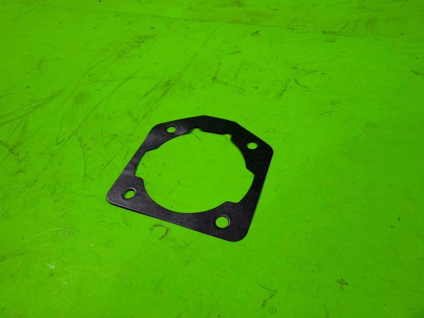 NEW Genuine OEM Husqvarna 503162103 Gasket 50 51 545 55 Chainsaws4