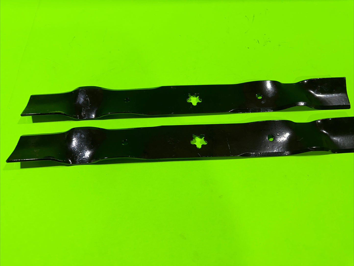(2) BLADES 42" FITS CRAFTSMAN RIDING LAWN MOWER 138971 134149 5321389713