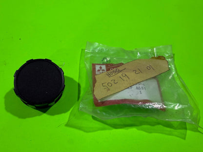 NEW Genuine OEM Husqvarna 502192101 Tank Cap 16H 24H Hedge Trimmers0