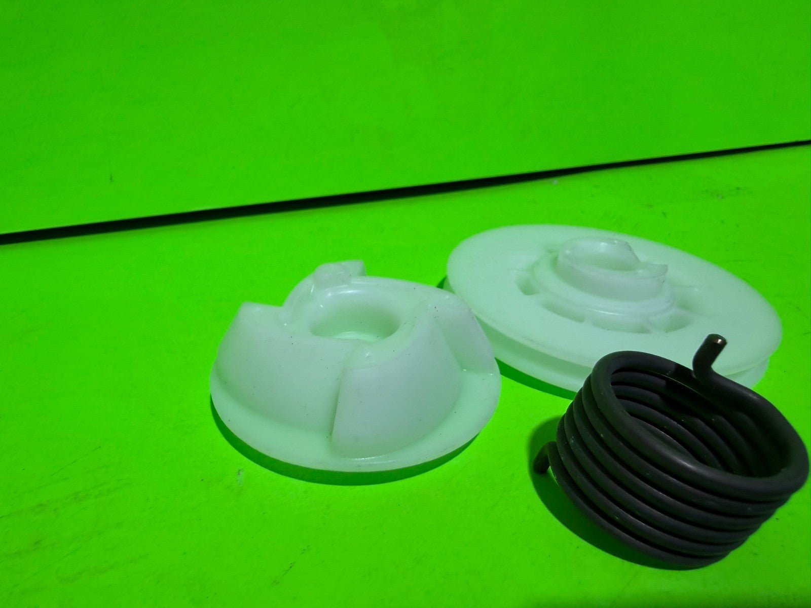 New Genuine OEM Husqvarna 586659502 Starter Pulley Kit 445 450 Chainsaws1