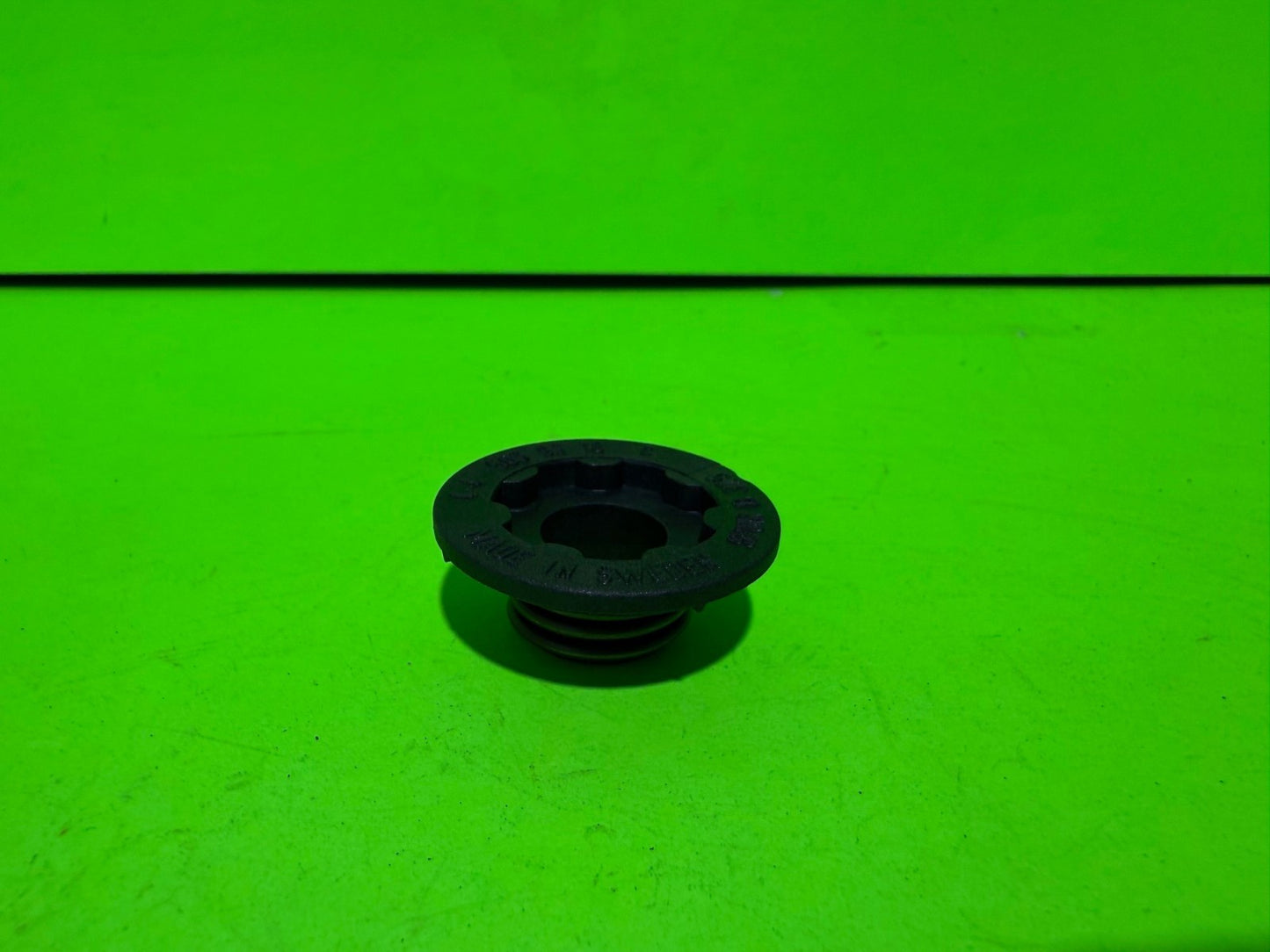 New Genuine OEM Husqvarna 503931801 Worm Gear Pinion Jonsered1