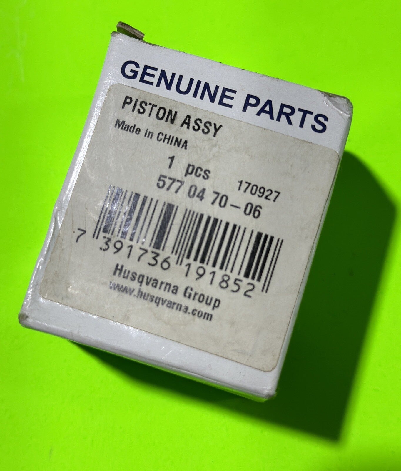 Genuine OEM Husqvarna 577047006 Piston Assembly CS2252 CS2253 545 550XP/XPG5