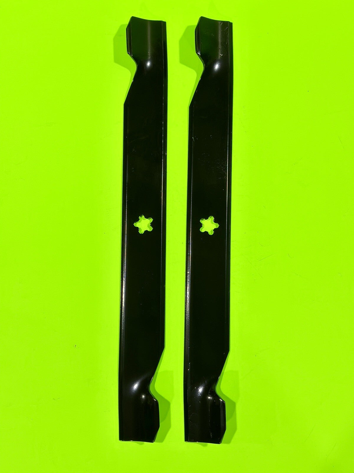 Set Of Two (2) Mower Blades Craftsman 134149 AYP Sears 138971 127843 Husqvarna0