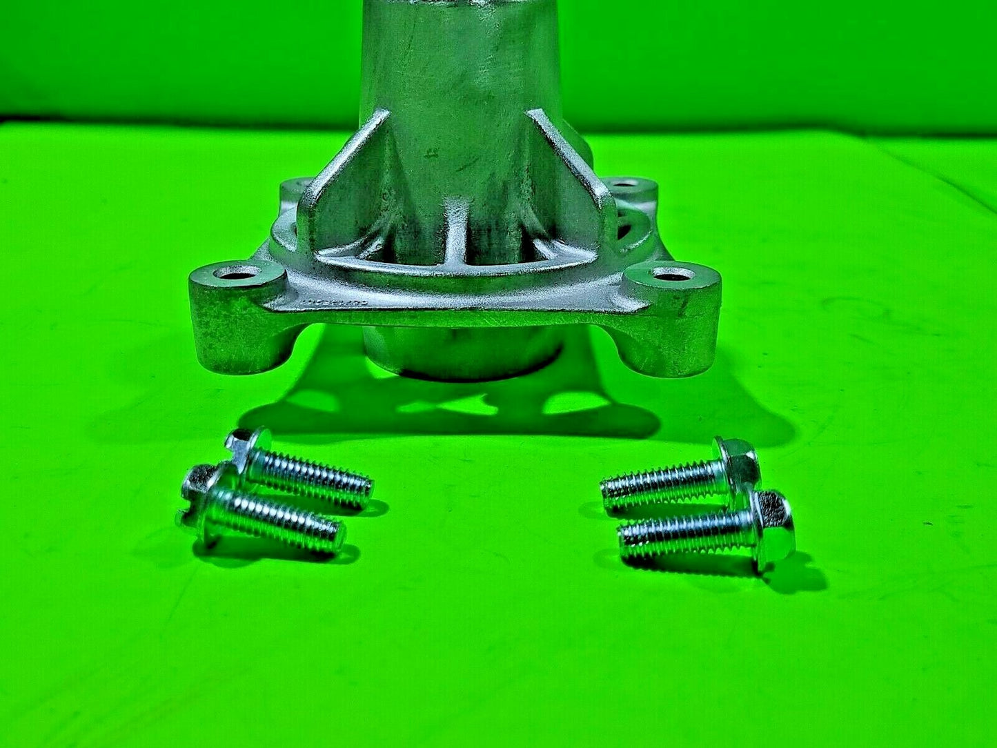 Spindle Housing & 4 Bolts for Craftsman: 174350, 174356, 174358, 5321743565