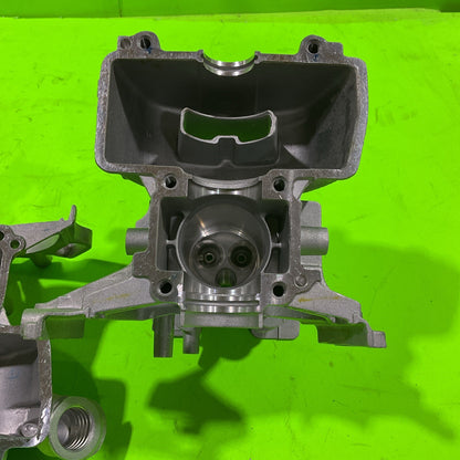 Genuine OEM Husqvarna 531008721 Trimmer 224L Shortblock Crankcase/Cylinder1