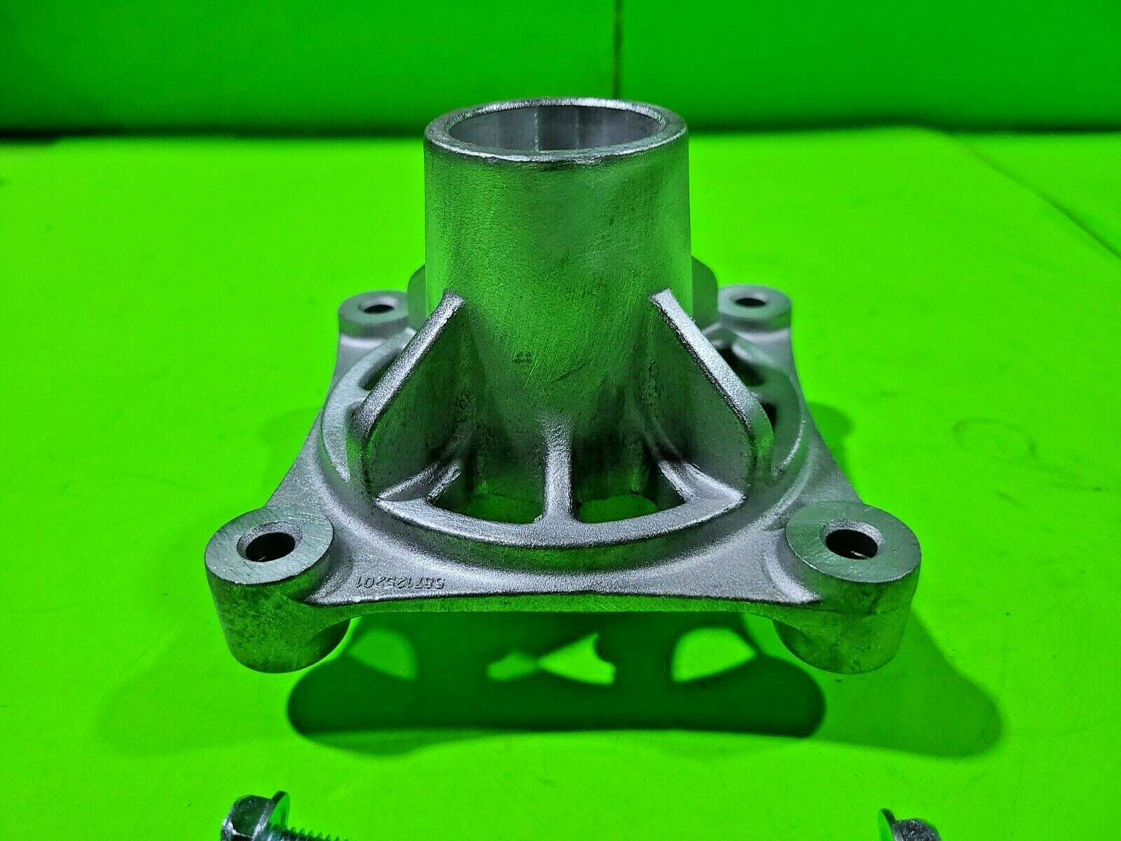 Spindle Housing & 4 Bolts for Craftsman: 174350, 174356, 174358, 5321743561
