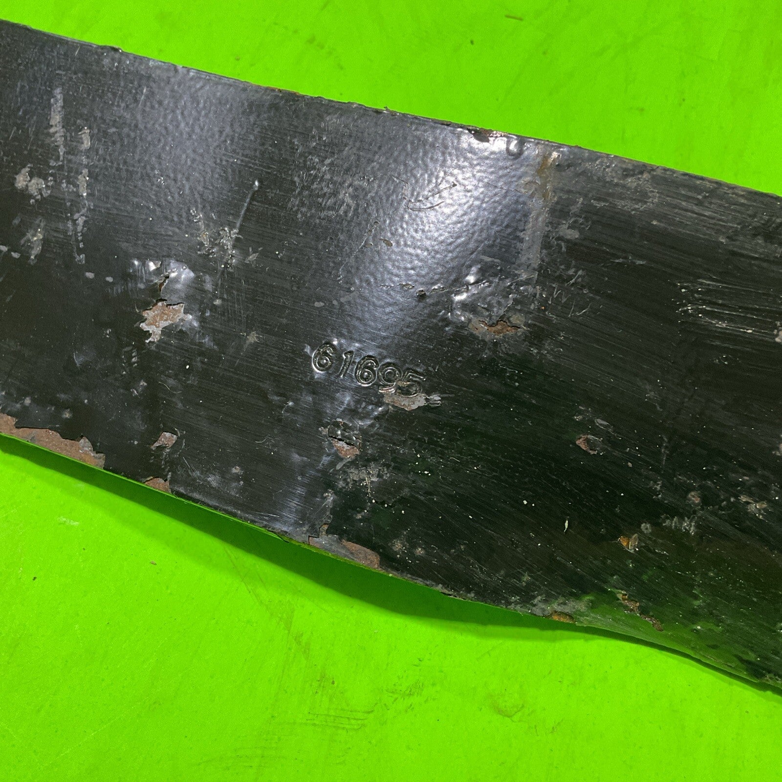 Single Genuine OEM Husqvarna 539128189 Dixon 61695 Mower Blade 52" Cut 18-3/8"4
