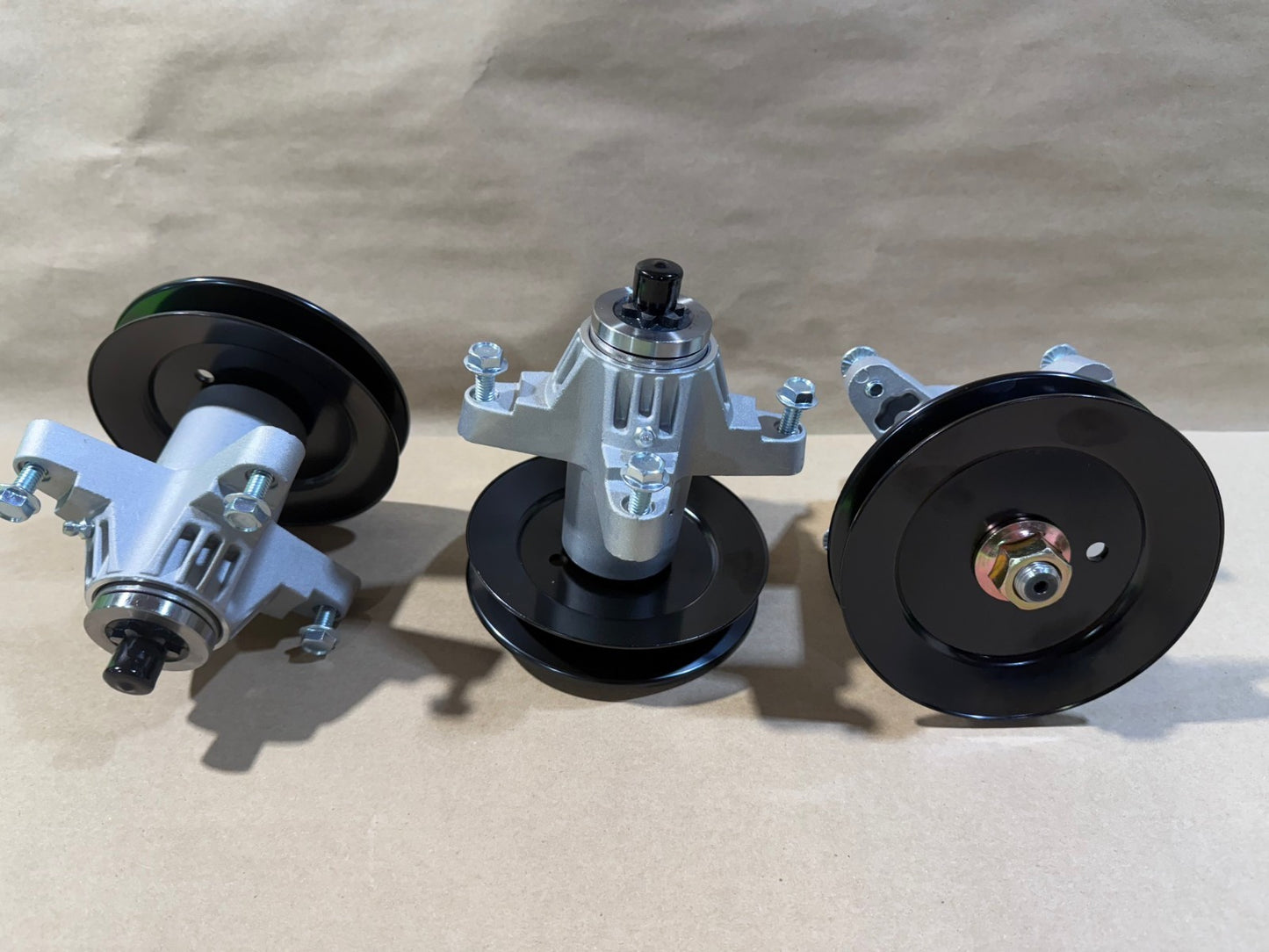 NEW Cub Cadet 3 Deck Spindles 50" Deck 918-04126 618-041252