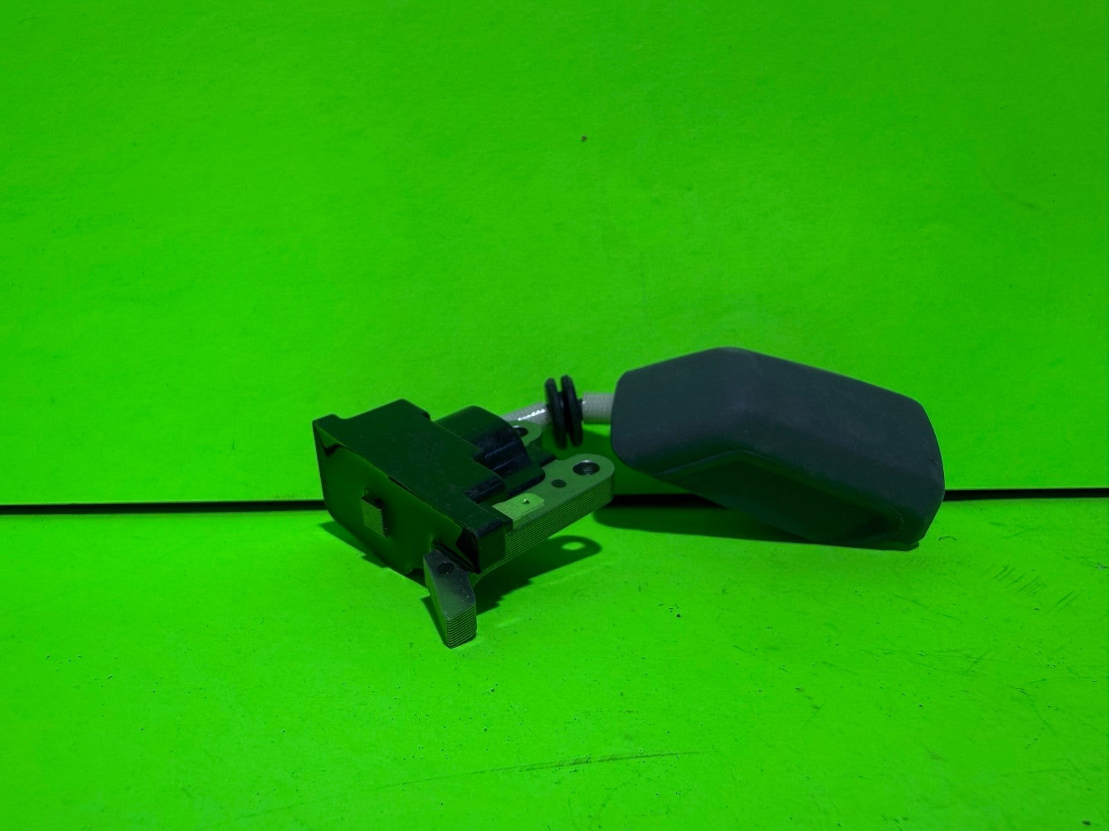 New Genuine OEM Husqvarna 585683203 Ignition Coil Assy 525BX 5968133061