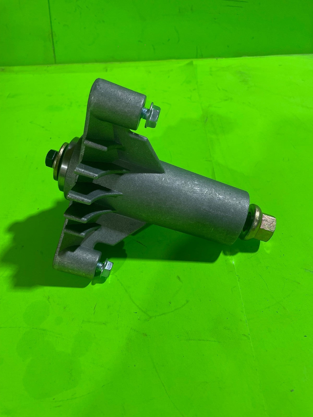 Fits Sears Fits Craftsman LT1000 42" Lawn Mower Spindle Assy 1307941